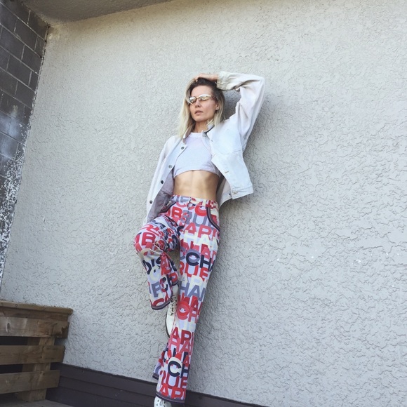 Meet your Posher, Denim&Silk - Picture 13 of 14